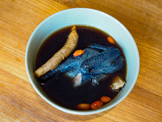 Qi Boosting Black Chicken Herbal Soup 补气养血黑鸡药材汤 (Serves 1-2 Pax)